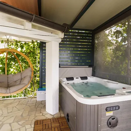 Kuca Grgosic Juric 別荘