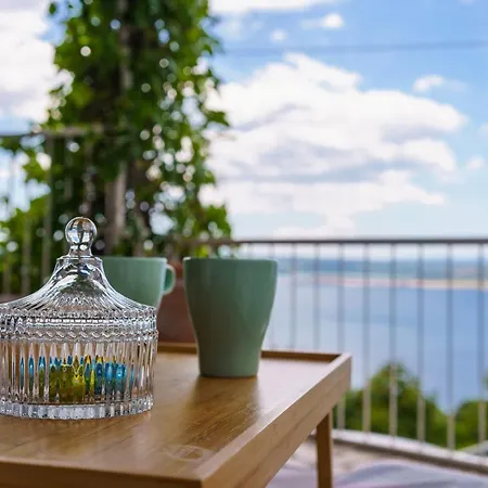 Kuca Grgosic Juric * Dramalj