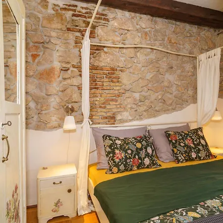 Holiday home Kuca Grgosic Juric Dramalj