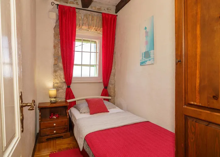 Kuca Grgosic Juric Tatil Evi *