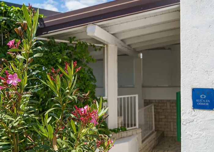 Kuca Grgosic Juric * Dramalj